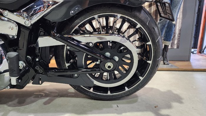 2026 HARLEY-DAVIDSON FXBR BREAKOUT (117)