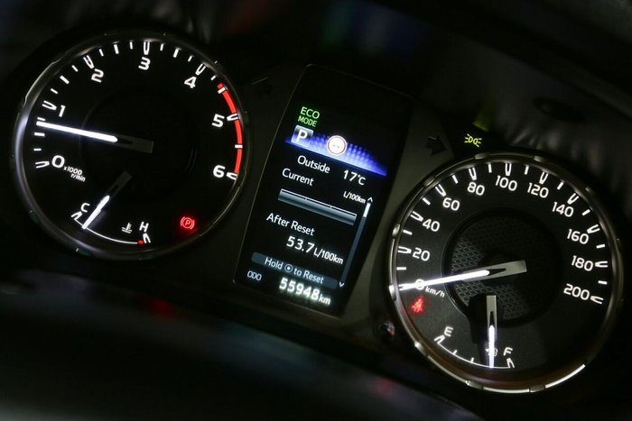 2021 Toyota Hilux SR