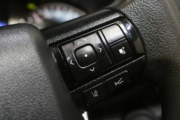 2021 Toyota Hilux SR