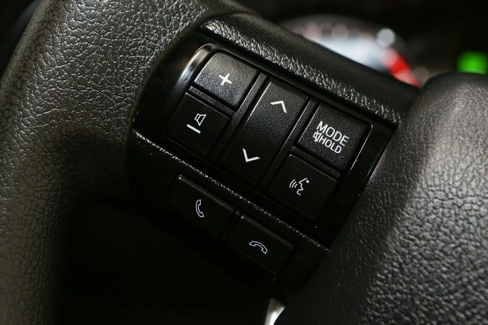 2021 Toyota Hilux SR