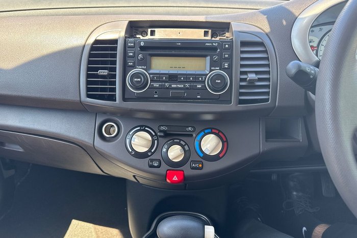 2010 Nissan Micra ST