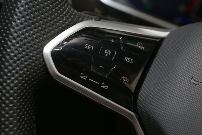 2023 Volkswagen T-Roc 140TSI R-Line