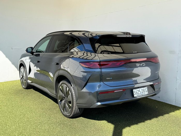 2025 BYD SEALION 8 Premium AWD