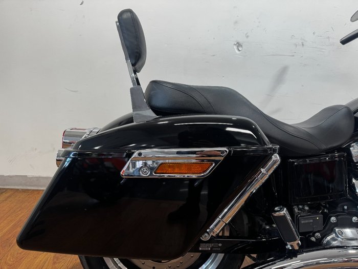 2014 Harley-Davidson FLD SWITCHBACK Black