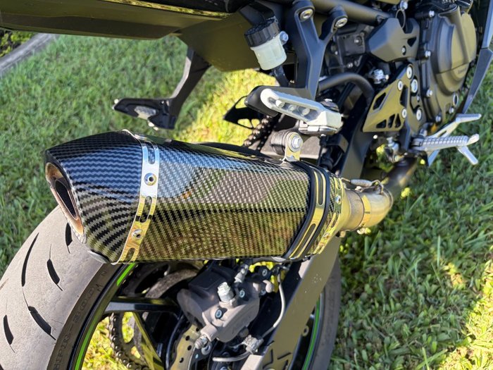 2023 Kawasaki NINJA 400 grey