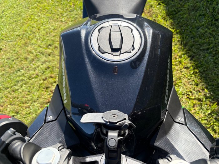 2023 Kawasaki NINJA 400 grey