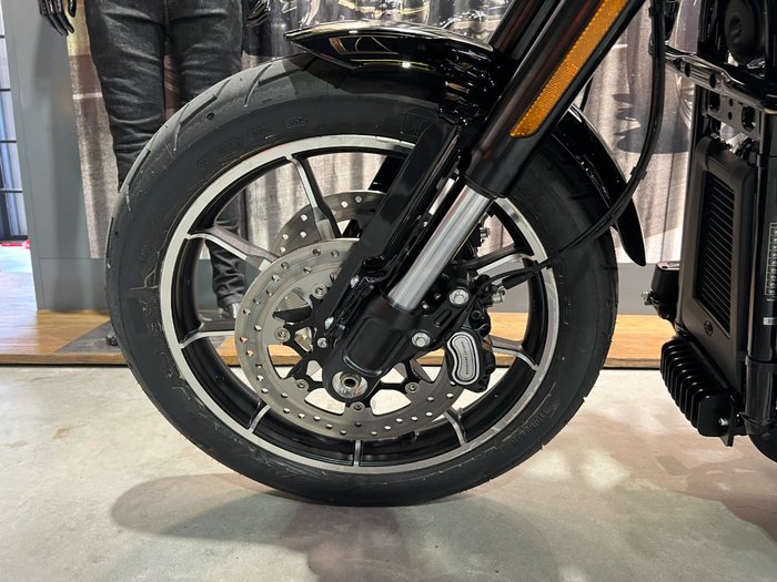 2026 HARLEY-DAVIDSON FXLRST LOW RIDER ST (117)