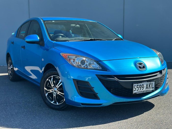 2011 Mazda 3 Neo