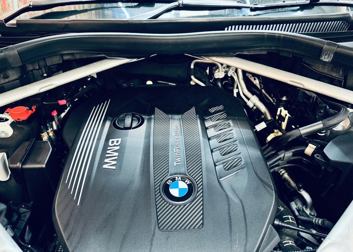 2019 BMW X7 xDrive30d G07 4X4 Constant Mineral White