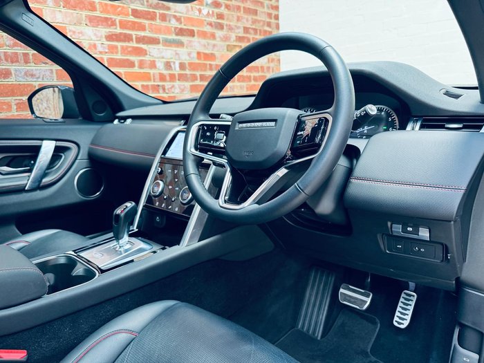 2023 Land Rover Discovery Sport P250 R-Dynamic SE L550 MY23.5 4X4 Constant Santorini Black