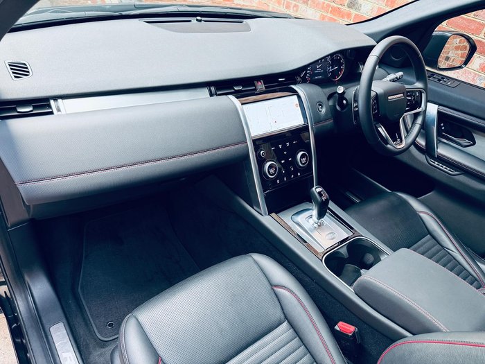 2023 Land Rover Discovery Sport P250 R-Dynamic SE L550 MY23.5 4X4 Constant Santorini Black
