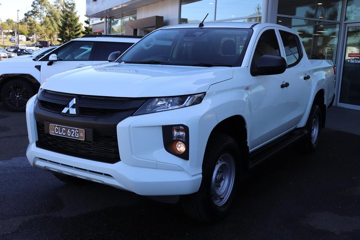 2022 Mitsubishi Triton GLX