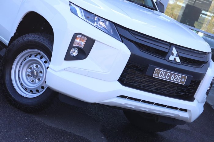 2022 Mitsubishi Triton GLX