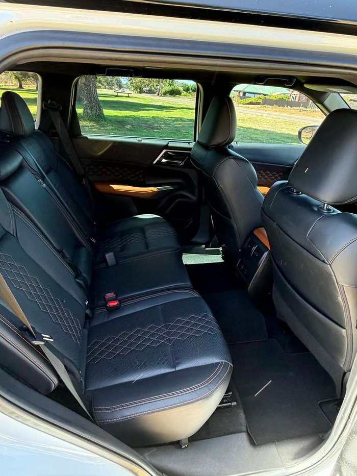 2022 Mitsubishi Outlander Exceed Tourer