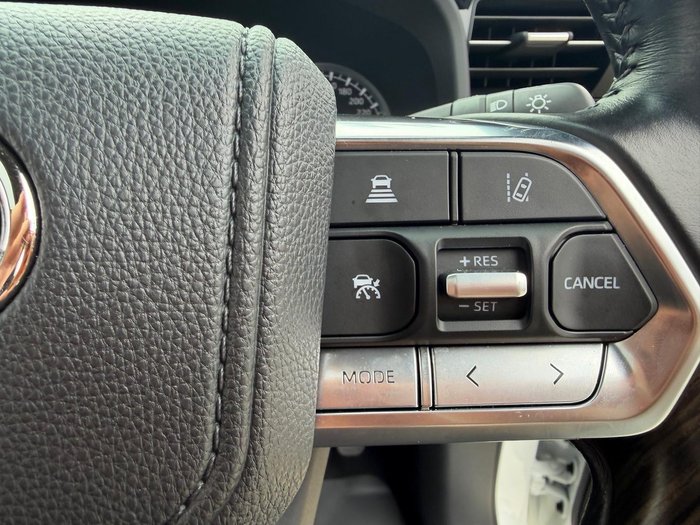 2022 Toyota Landcruiser VX