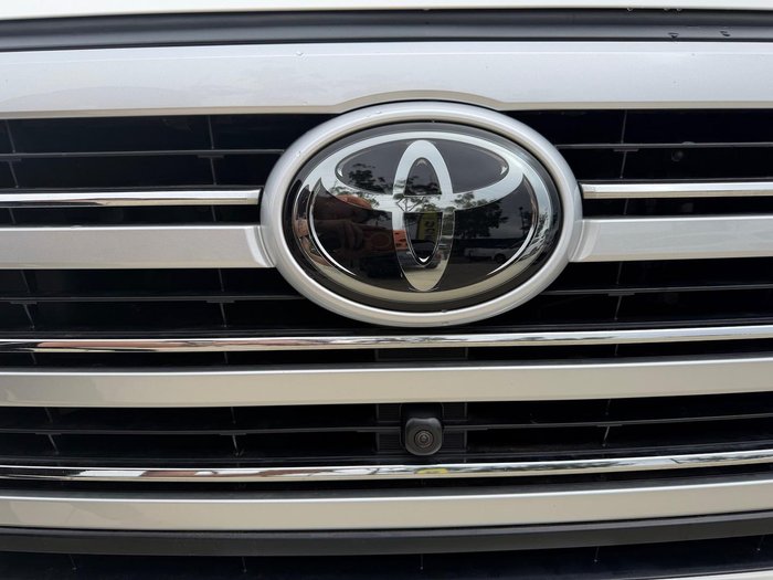 2022 Toyota Landcruiser VX