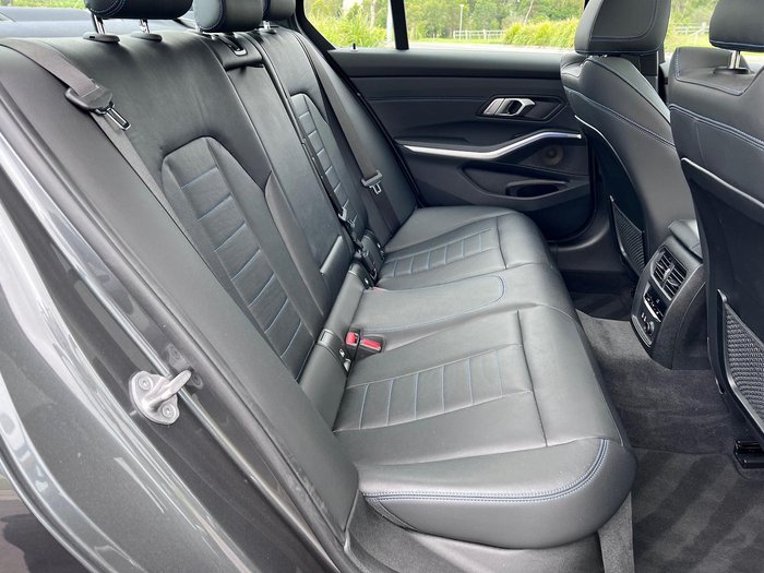 2020 BMW 3 Series 330i M Sport