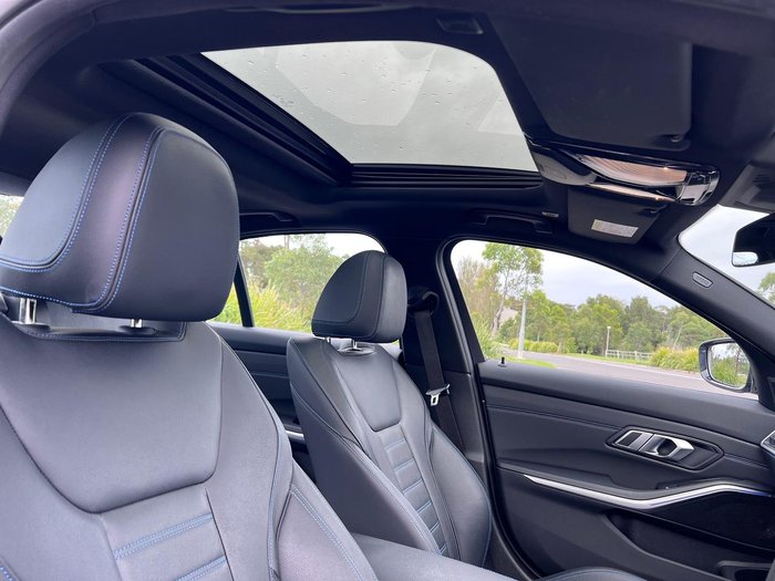 2020 BMW 3 Series 330i M Sport