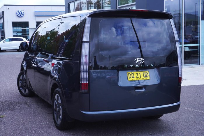 2021 Hyundai STARIA Highlander