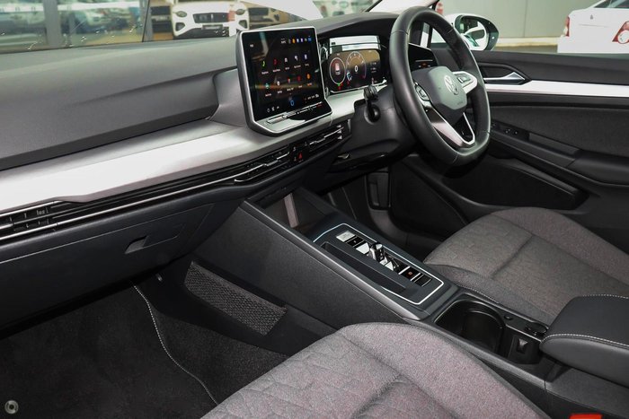 2025 Volkswagen Golf 110TSI Life