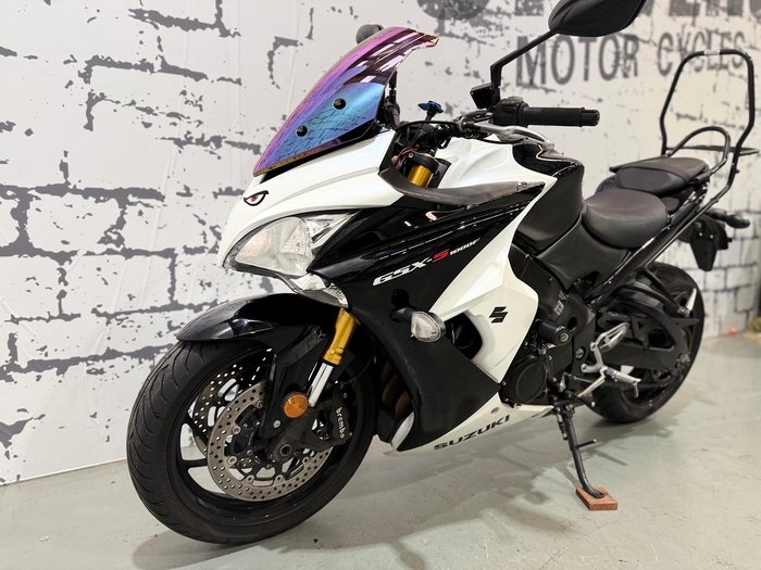 2016 Suzuki GSX-S1000F GSX-S White