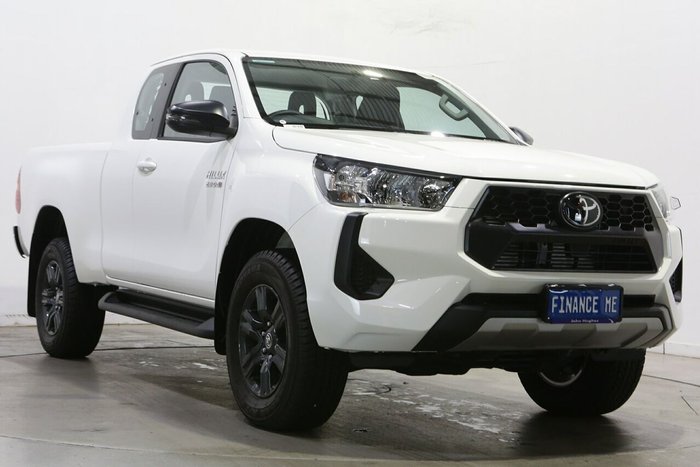 2024 Toyota Hilux