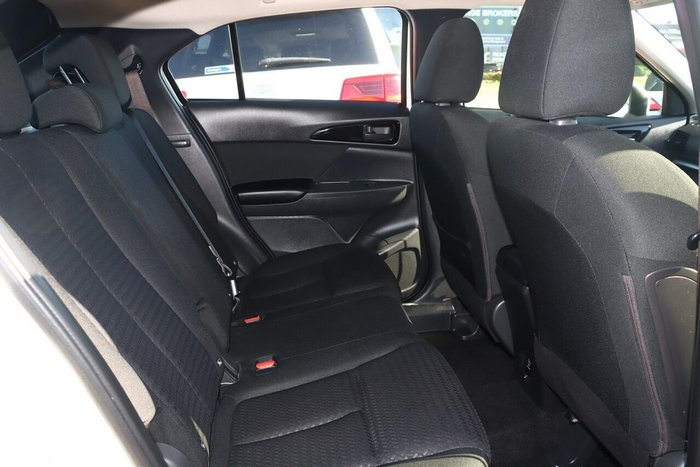 2024 Mitsubishi Eclipse Cross ES