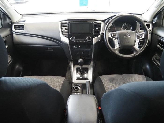 2022 Mitsubishi Triton GLX-R