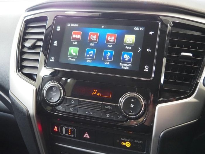 2022 Mitsubishi Triton GLX-R