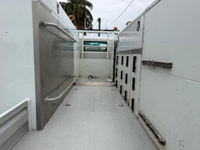 2016 Isuzu N Series NPS 75/45-155 White