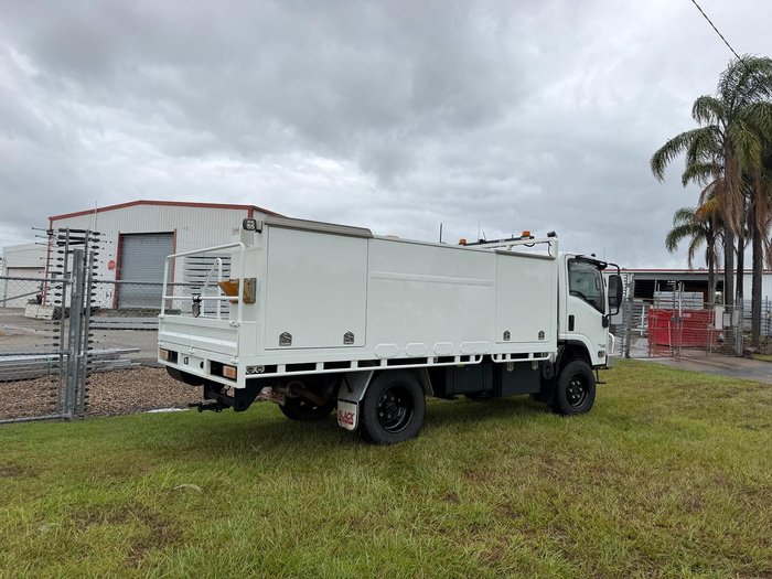2016 Isuzu N Series NPS 75/45-155 White