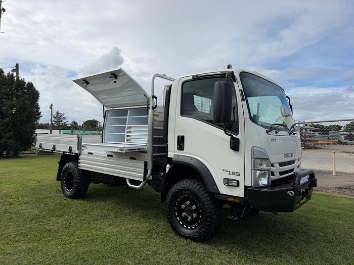 2025 Isuzu N Series NPS 75/45-155 White