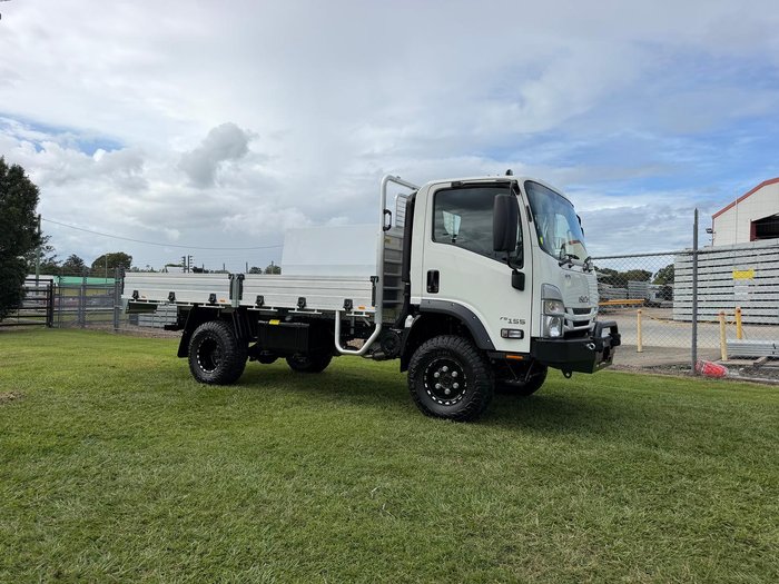 2025 Isuzu N Series NPS 75/45-155 White