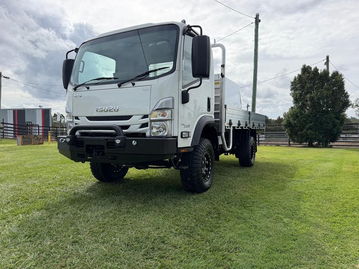 2025 Isuzu N Series NPS 75/45-155 White