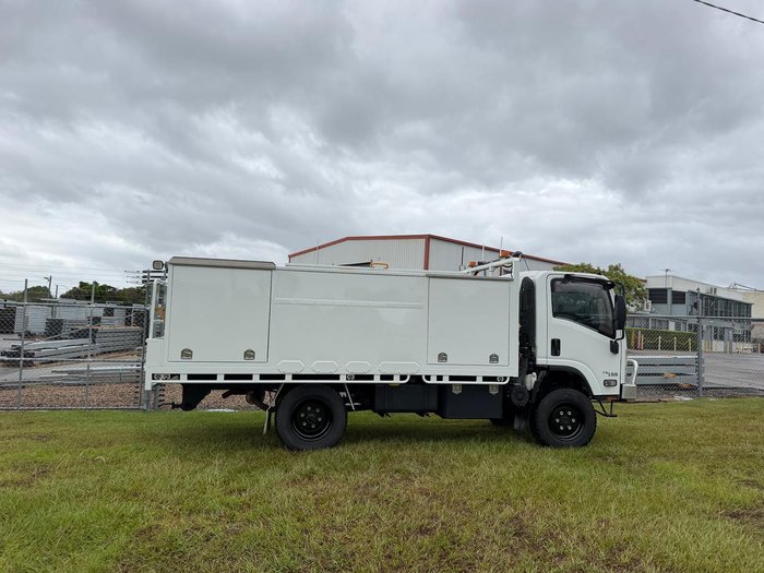 2016 Isuzu N Series NPS 75/45-155 White