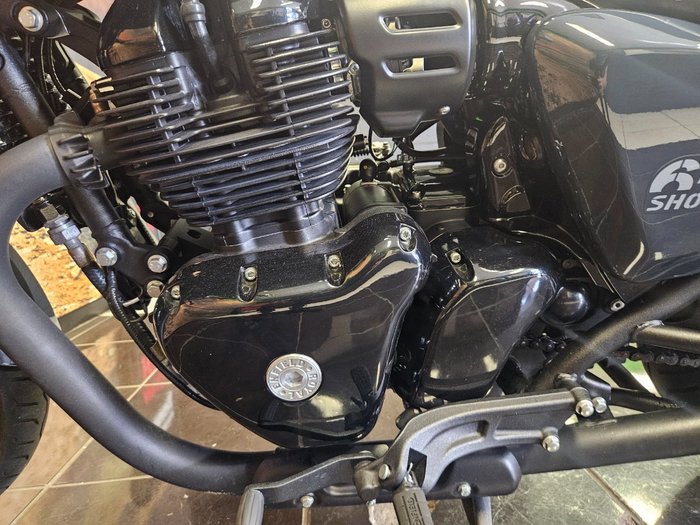 2024 Royal Enfield (see Also Enfiel SHOTGUN 650 Grey