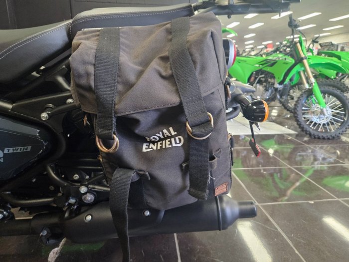 2024 Royal Enfield (see Also Enfiel SHOTGUN 650 Grey