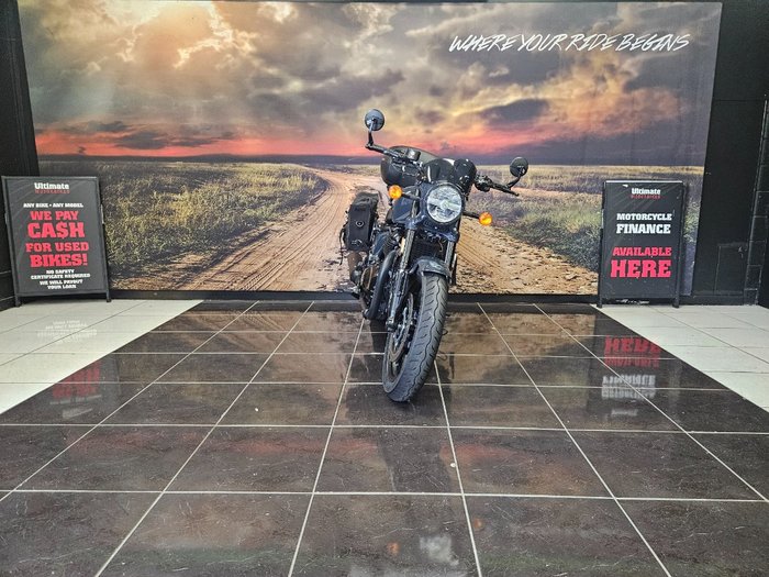 2024 Royal Enfield (see Also Enfiel SHOTGUN 650 Grey