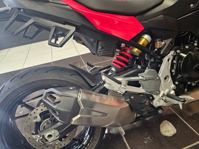 2020 BMW F 900 XR RED