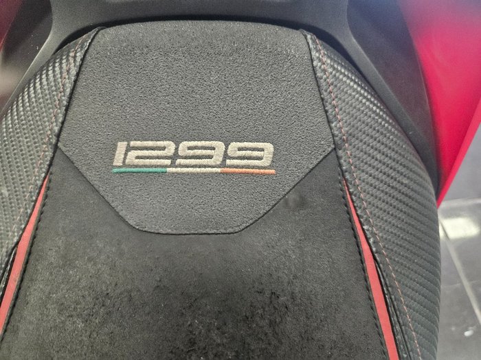 2016 Ducati 1299 PANIGALE RED