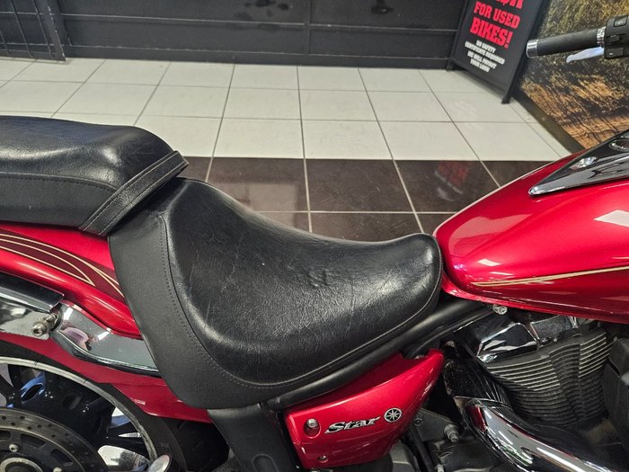 2009 Yamaha XVS950A RED