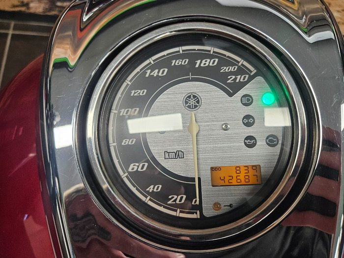 2009 Yamaha XVS950A RED