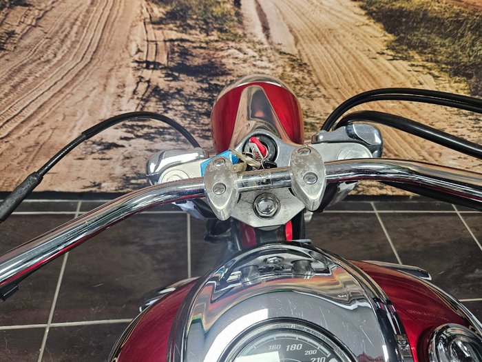 2009 Yamaha XVS950A RED