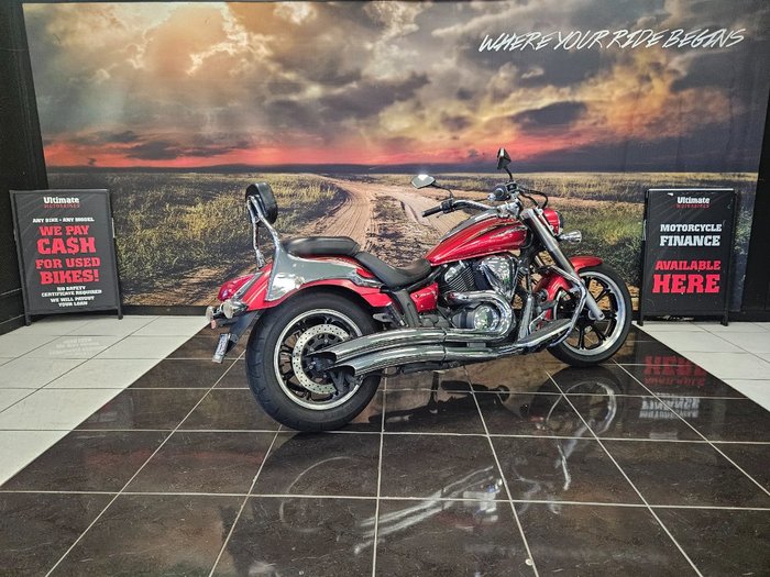 2009 Yamaha XVS950A RED