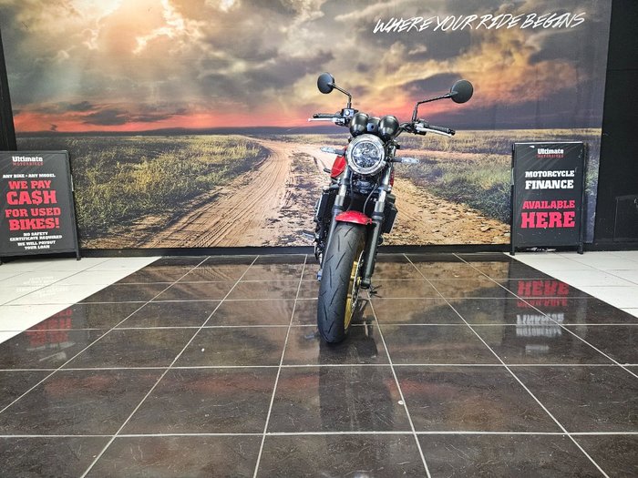 2025 Kawasaki Z650 RS RED