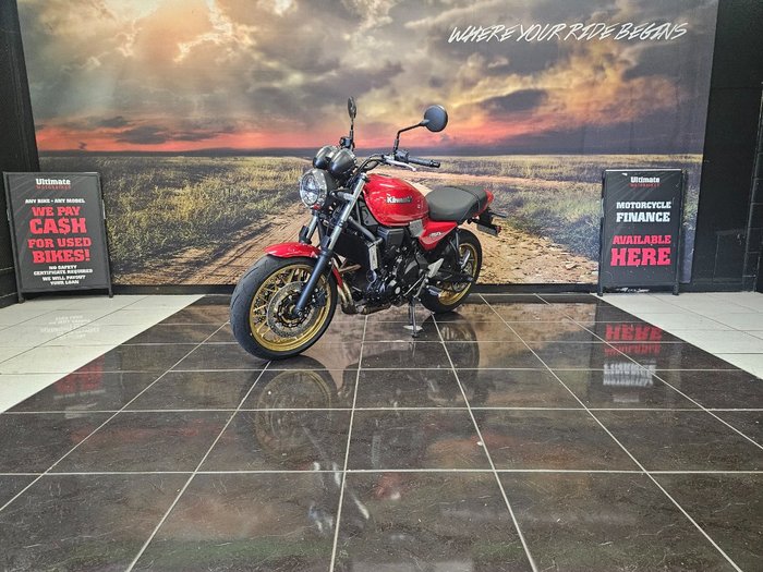 2025 Kawasaki Z650 RS RED