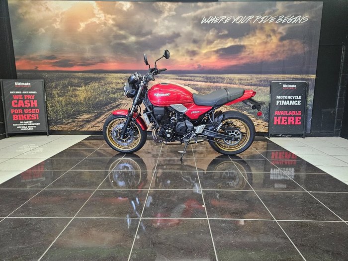 2025 Kawasaki Z650 RS RED