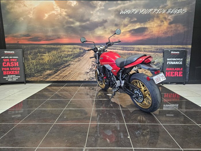 2025 Kawasaki Z650 RS RED