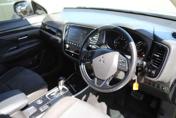 2019 Mitsubishi Outlander ES