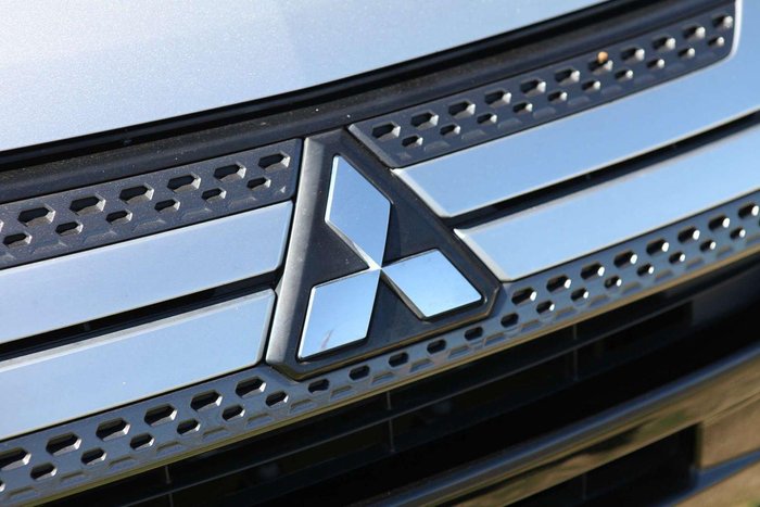 2019 Mitsubishi Outlander ES